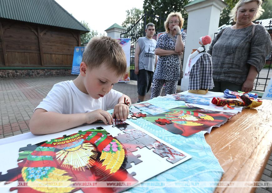 Вышивка на футболке: мастер-класс + 20 идей, которые вам захочется повторить