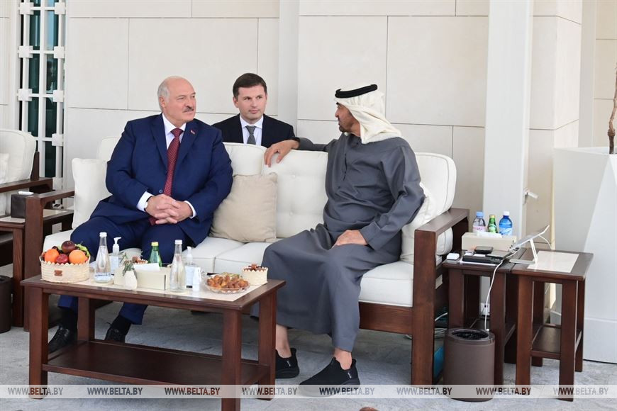 Президент Беларуси Александр Лукашенко провел встречу с Президентом ОАЭ шейхом Мухаммедом Бен Заидом аль-Нахайяном