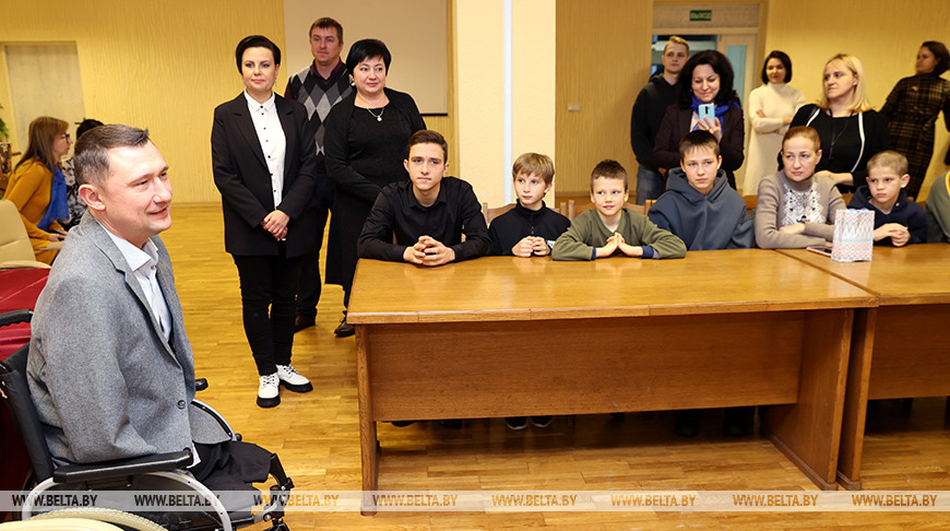 Во время встречи Алексея Талая с детьми из Горловки