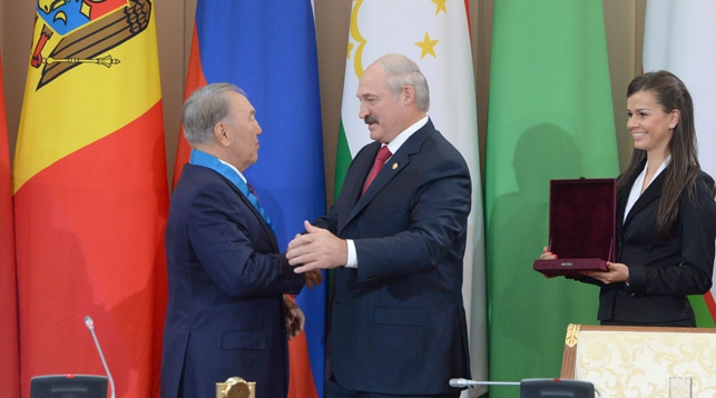 Нурсултан Назарбаев и Александр Лукашенко