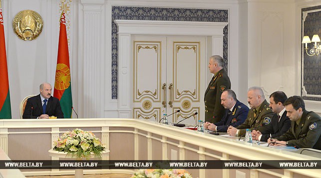 Александр Лукашенко провел совещание