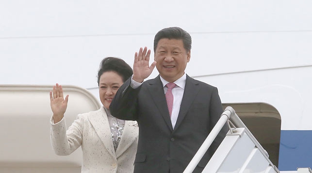 Самолет с китайским лидером вылетел из Национального аэропорта Минск