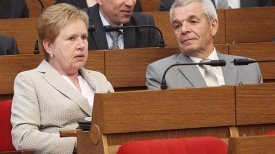 Председатель Центризбиркома Беларуси Лидия Ермошина и секретарь Центризбиркома Николай Лозовик.