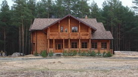 Охотничье-туристический комплекс в Щучинском лесхозе. Фото из архива