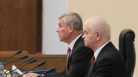 Владимир Андрейченко и заместитель председателя Палаты представителей Национального собрания Беларуси Виктор Гуминский