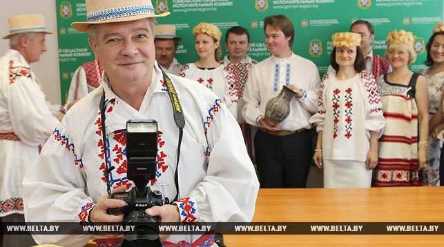 Участник акции фотокорреспондент гомельской газеты "Советский район" Вячеслав Коломиец