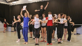 Артисты балета репетируют спектакль «Маленький принц»