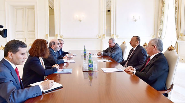 Алиев принял делегацию во главе с Генеральным директором Продовольственной и сельскохозяйственной организации ООН. Фото Trend
