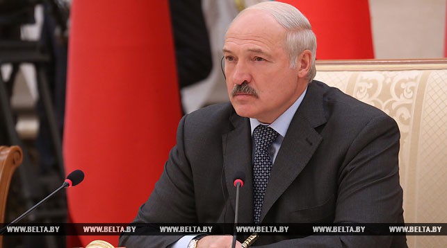 Александр Лукашенко. На переговорах в расширенном составе