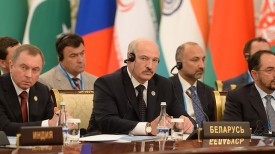 Александр Лукашенко во время саммита