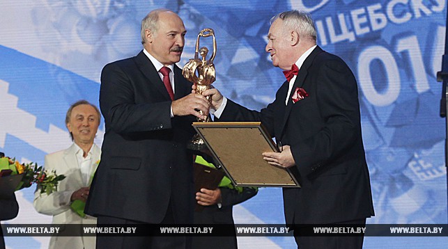 Александр Лукашенко и Михаил Финберг