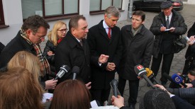 Владимир Макей и Михаэль Линхарт во время открытия австрийского посольства в Минске