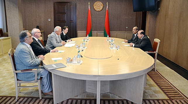 Во время встречи. Фото Совета Республики Национального собрания Беларуси