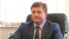 министр образования Михаил Журавков. Фото из архива