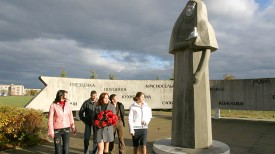 Памятник погибшим деревням Хойникского района