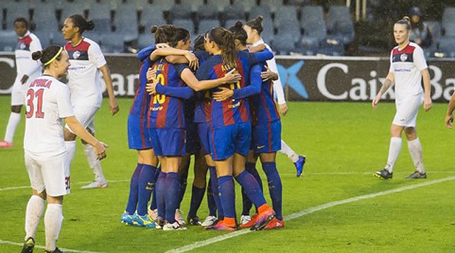 Во время матча. Фото официального сайта "Барселоны"