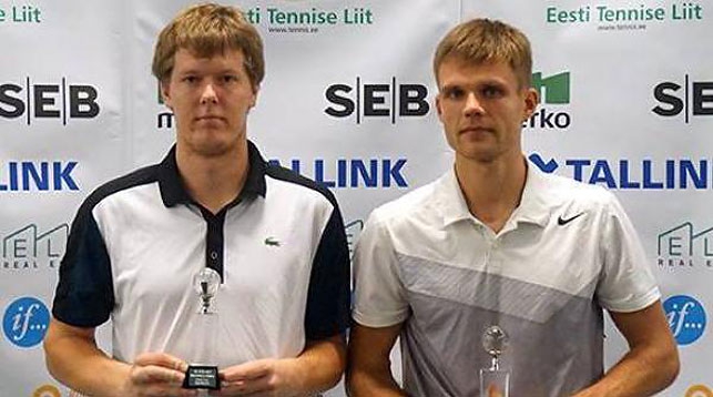 Александр Василенко и Дмитрий Жирмонт. Фото Белорусской федерации тенниса