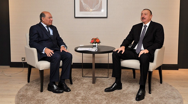 Сума Чакрабарти и Ильхам Алиев. Фото Trend