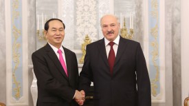 Чан Дай Куанг и Александр Лукашенко. Фото из архива