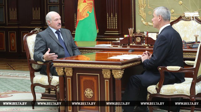 Александр Лукашенко и Владимир Андрейченко
