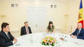 Во время встречи. Фото посольства Беларуси в Молдове