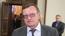 Александр Головнев
