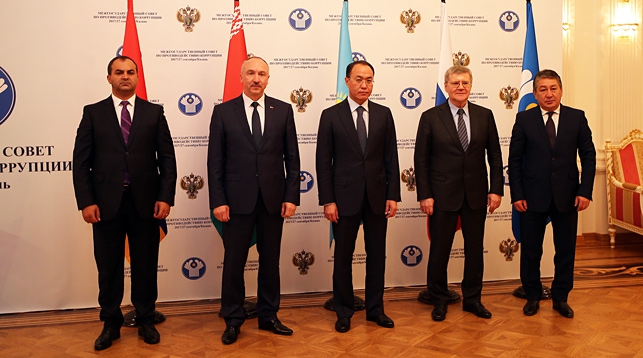 Александр Конюк (второй слева). Фото посольства Беларуси в России