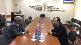 Марат Шаршакеев и Андрей Страчко. Фото посольства Беларуси в Кыргызстане