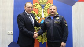 Владимир Ващенко и Владимир Пучков. Фото МЧС РФ