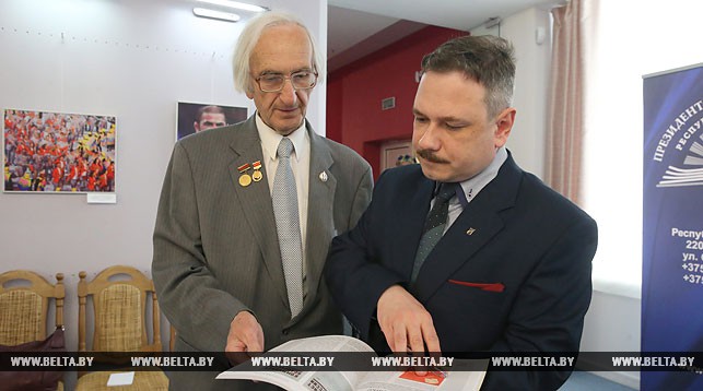 Главный редактор "Беларускай думкi" в 1991-2007 годы Владимир Величко и действующий главный редактор журнала Александр Самович