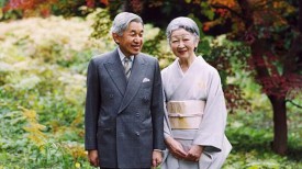 Император Акихито с супругой
