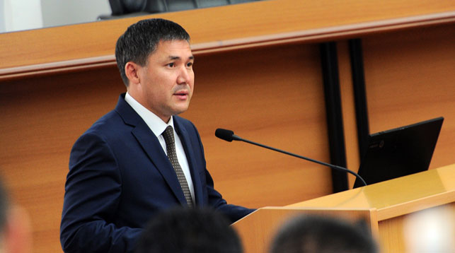 Дайыр Кенекеев. Фото Правительства Кыргызской Республики 