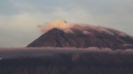 Проснувшийся вулкан. Фото Синьхуа - БЕЛТА