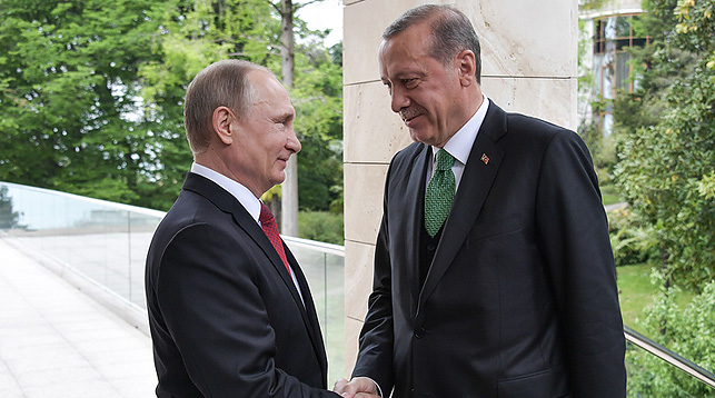 Владимир Путин и Реджеп Тайип Эрдоган во время встречи в резиденции "Бочаров ручей". Фото ТАСС