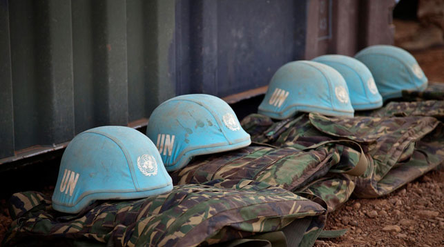 Форма миротворцев ООН. Фото ООН/Марко Дормино