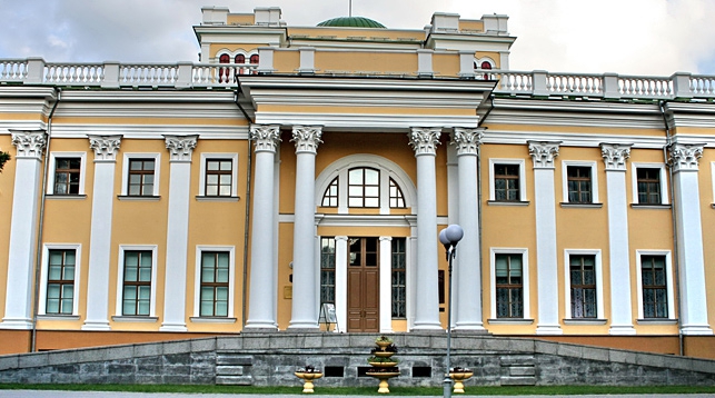 Дворец Румянцевых и Паскевичей