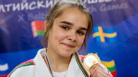 Яна Макрецкая (Беларусь) награждена золотой медалью по дзюдо в весовой категории 48 кг