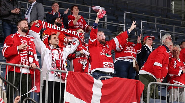 Болельщики сборной Дании. Фото IIHF