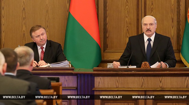 Александр Лукашенко и премьер-министр Андрей Кобяков