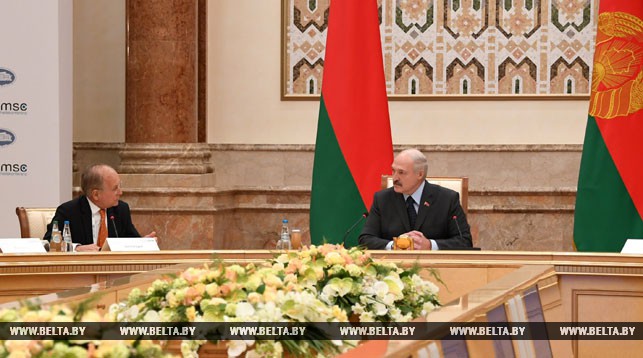 Председатель Мюнхенской конференции по безопасности Вольфганг Ишингер и Президент Беларуси Александр Лукашенко
