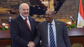Александр Лукашенко и Омар Хасан Ахмед аль-Башир. Фото из архива