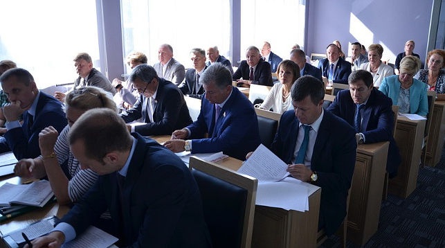 Во время заседания. Фото Совета Республики