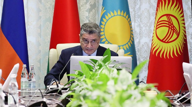 Тигран Саркисян во время заседания. Фото ЕЭК