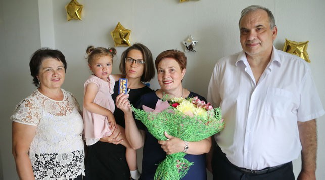 Анна Гинтовт выиграла квартиру от "Евроопт" и решила жилищный вопрос для сына и его семьи!