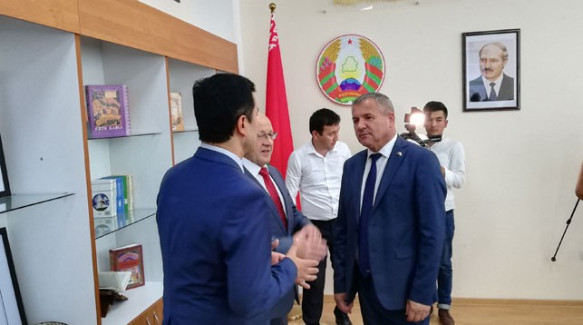 Фото посольстве Беларуси в Узбекистане