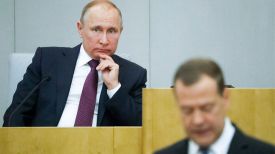 Владимир Путин и Дмитрий Медведев. Фото ТАСС