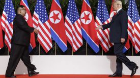 Ким Чен Ын и Дональд Трамп. Фото AP