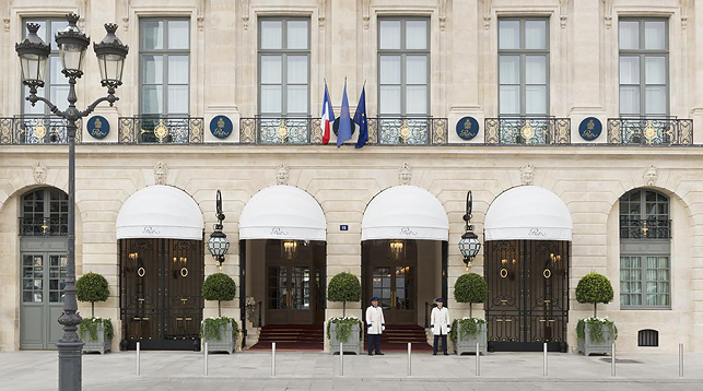 Отель Ritz в Париже. Фото booking.com