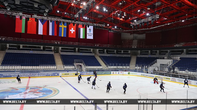 Тренировка сборной Швеции на льду "Чижовка-Арены"