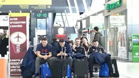 Баскетболисты &quot;Цмокі-Мiнск&quot; в казанском аэропорту. Фото из социальных сетей
